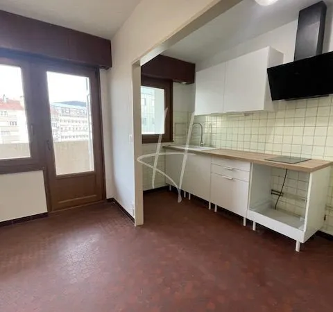 F2 à louer proche Gare Metz avec parking 