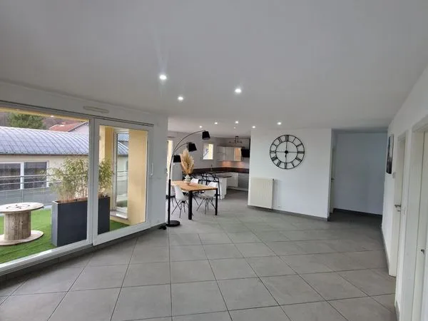 Audun-le-tiche: F3 de 92m2 avec 35m2 de terrasses, un garage et une cave 