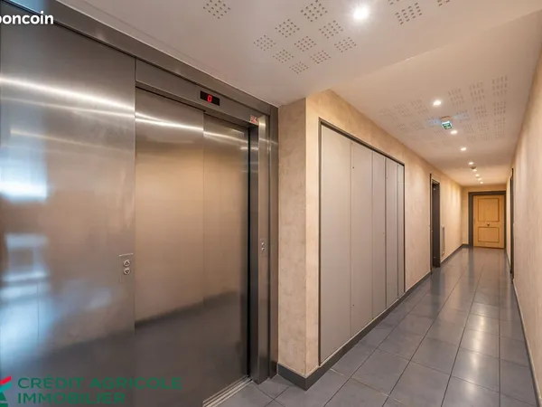 Appartement 4 pièces 81 m² 