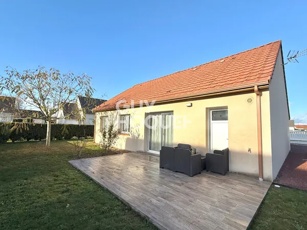 MAISON À VENDRE DE 4 PIÈCES DE 74,00 M² 