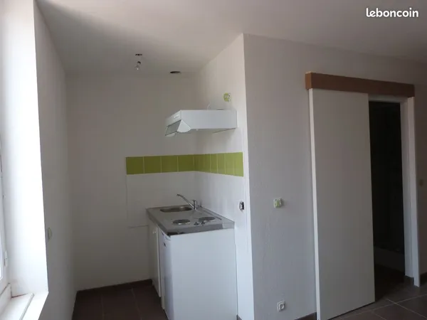 Appartement Location Revel 1p 20m² 370€