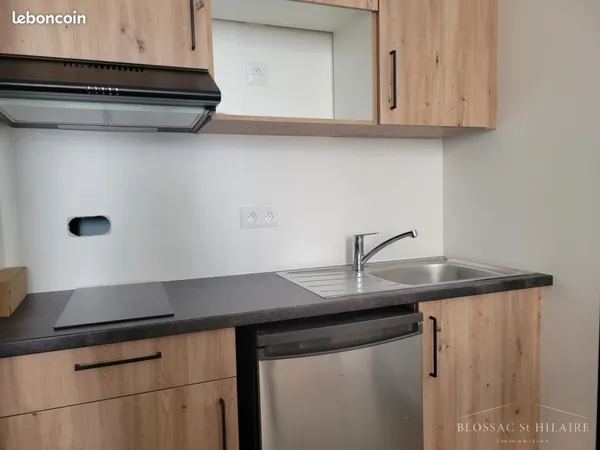 Studio 1 pièce 17 m² 