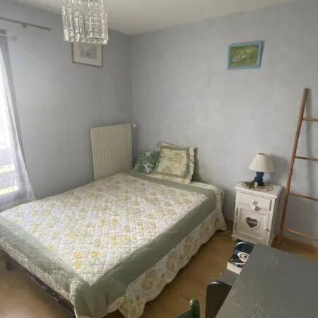 Studio 1 pièce 12 m² 
