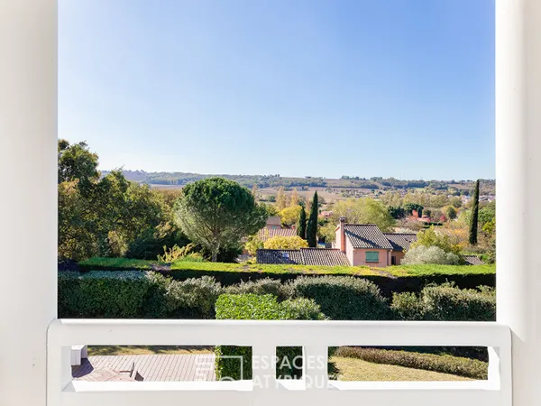 Maison familiale avec piscine et vue dégagée à Sainte-Foy-D'aigrefeuille 