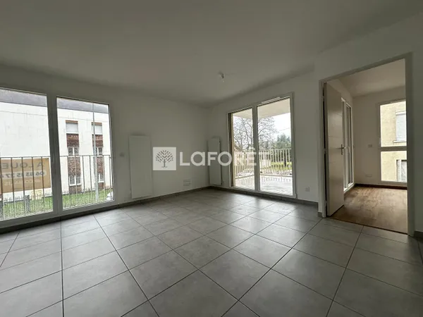 À louer : Appartement neuf de 2 pièces avec vue imprenable sur la montagne à Albertville ! 