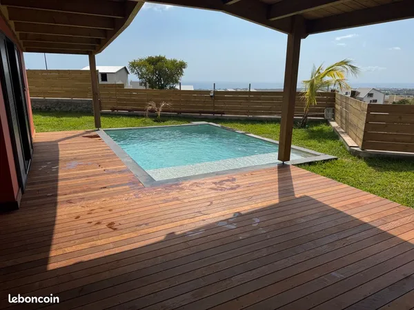 Maison t4 bas plaine st paul piscine 