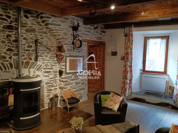 Maison 4 pièces 159 m² 