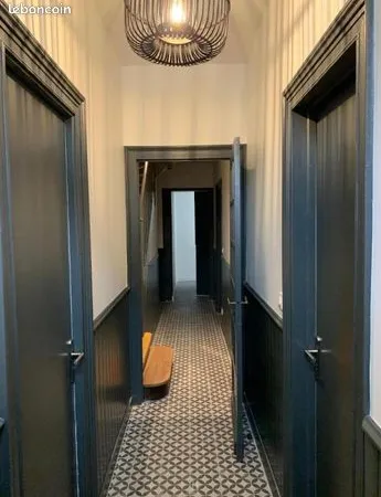Studio 1 pièce 18 m² 