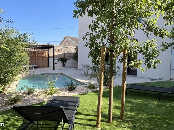 Villa 4 pièces 115 m² 
