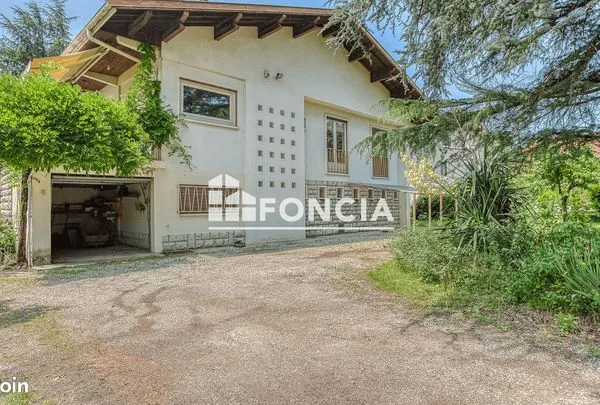 Maison 6 pièces 160 m² 
