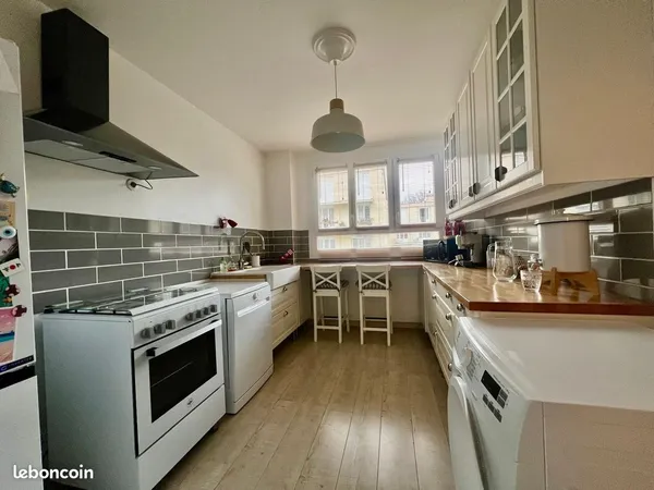 Appartement 3 pièces 61 m² 