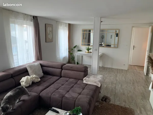 F3 Elbeuf centre de 78 m2 Dispo de suite 