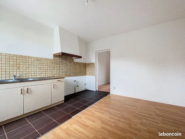 Appartement 1 piece 28 M2 rdc 