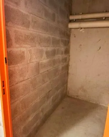 Box de stockage 3 M2 (8.5 M3) résidence sécurisée sous vidéos surveillance 