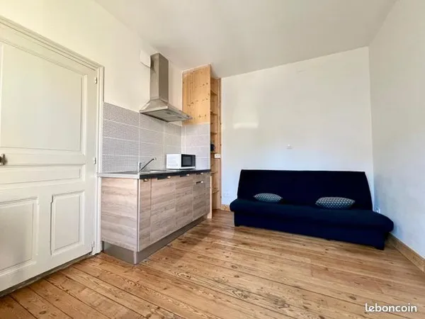 Studio 1 pièce 16 m² 