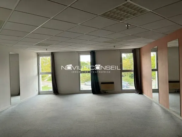 BUREAUX A LOUER 