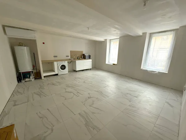 Maison 1 pièce 92 m² 