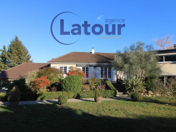 Maison 8 pièces 200 m² 