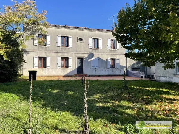 Studio 1 pièce 36 m² 