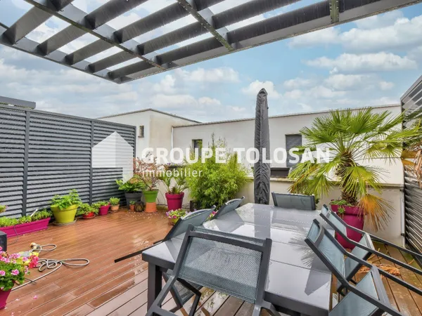 Maison mitoyenne 4 pièces 85 m² 