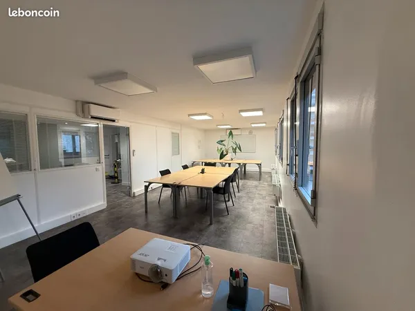Bureaux 140 m² meublés (au choix) + 2 Parkings - Saint-Mandé 94160 