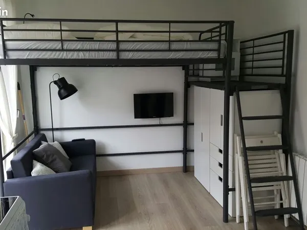 Studio meublé 15m2 proche Pont des demoiselles 