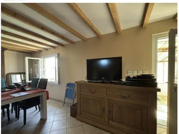 Maison 4 pièces ( 95 m2) environ avec jardin 