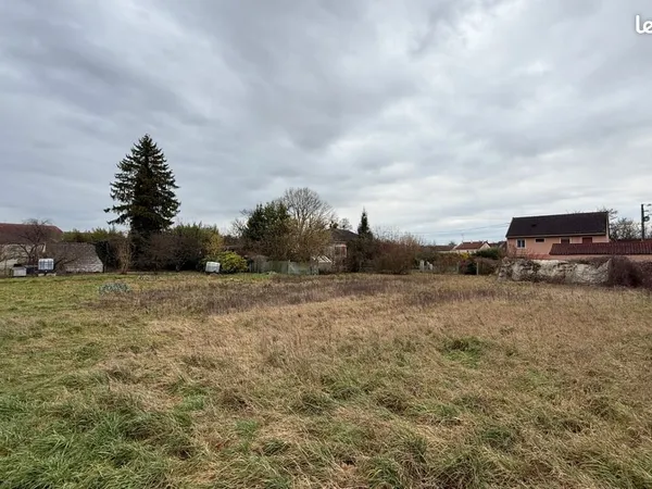 Terrain 751 m² CRANCEY 