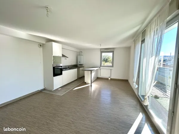 Appartement 3 pièces 65 m² 