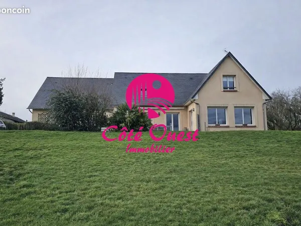 Propriété 8 pièces 220 m² 