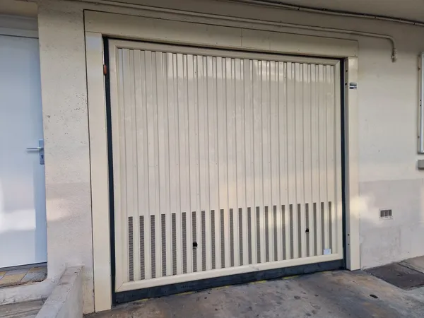 Parking - Garage Vente Toulon   28000€