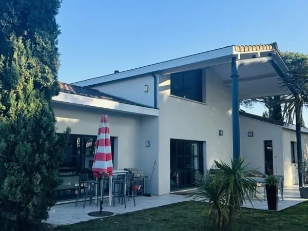 Maison 5 pièces 180 m² 