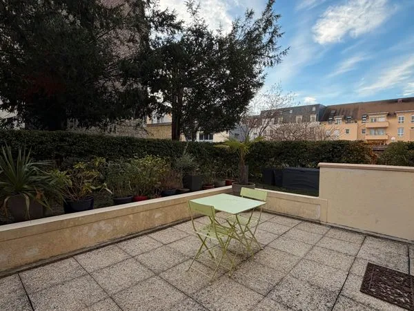 Appartement F2 centre-ville 