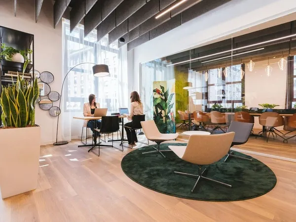 BUREAUX A VENDRE EN VEFA - EXCELLENTE VISIBILITE - VANNES SUD PO 