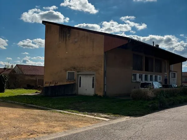 Corps de ferme 200 m² à rénover - Gros potentiel - Berg-sur-Moselle 