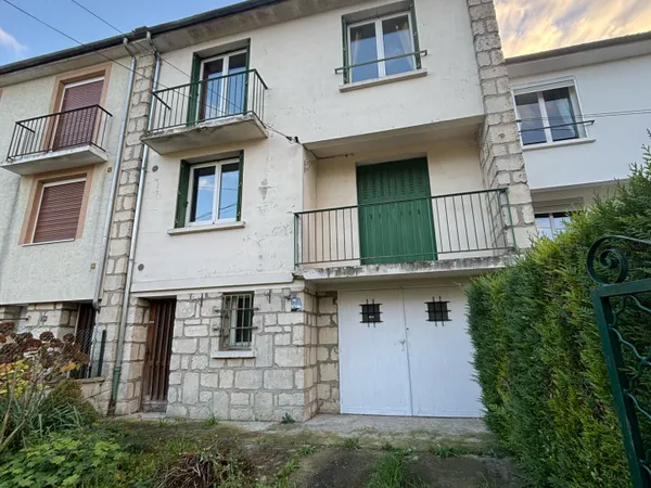SOISSONS PREMIERE COURONNE - MAISON 3 CHAMBRES - 90 M2 