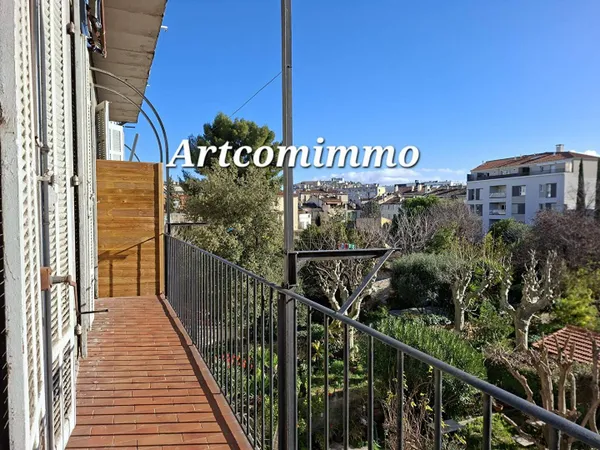 Appartement 3 pièces 93 m² 