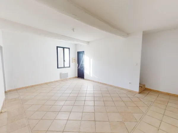 A VENDRE IMMEUBLE DE RAPPORT Marguerittes 2 Lots 