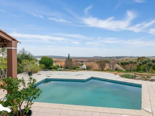 Maison 5 pièces 182 m² 