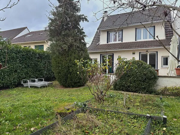 Maison 7 pièces 133 m² 