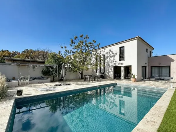 Maison Contemporaine à deux pas d'Aix en Provence 