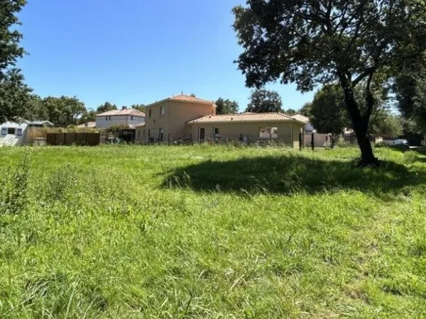 Terrain 1016 m² 