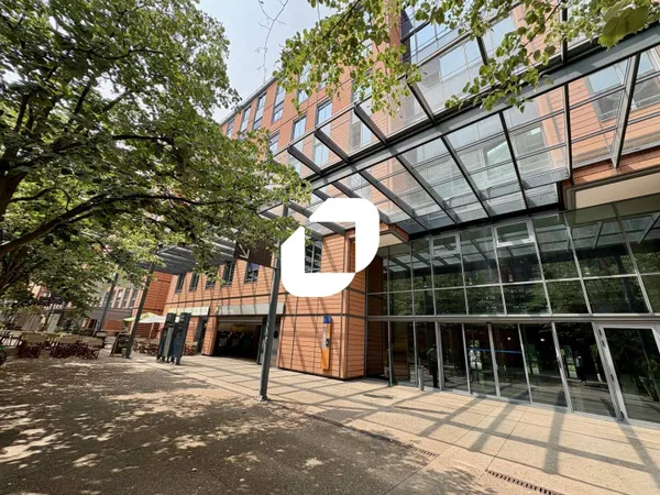 Bureaux 150 m² 