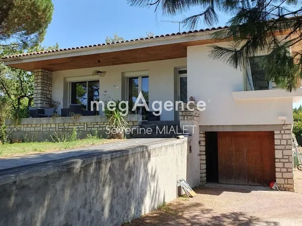 Maison 170 m² Cognac entièrement rénovée 