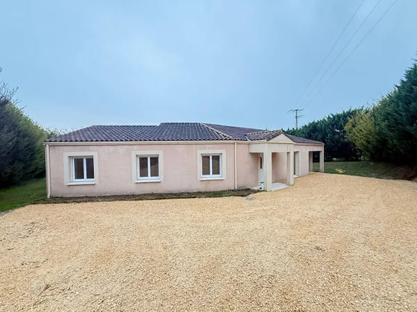 Maison de plain-pied 6 pièces 121 m² 