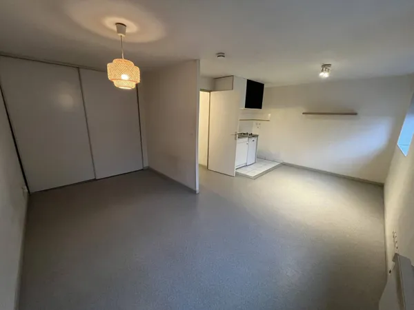 Studio 1 pièce 29 m² 