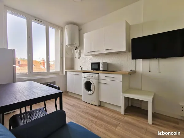 T2 35 m2 neuf, meublé proche fac et commerces Rue Antoine Durafour 