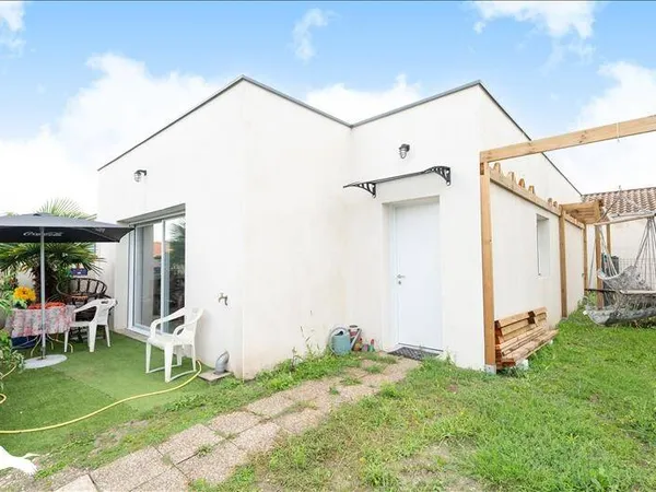Maison de plain-pied 3 pièces 85 m² 
