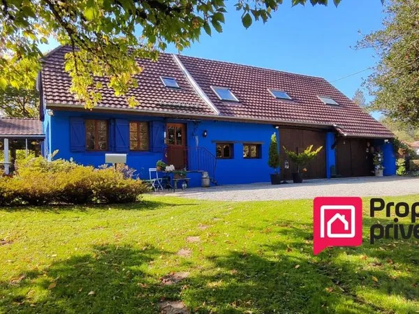 Maison 7 pièces 246 m² 