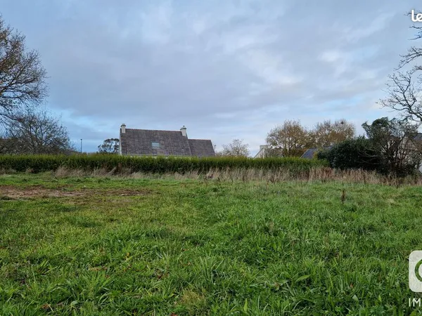 Terrain 770 m² GOUESNACH 
